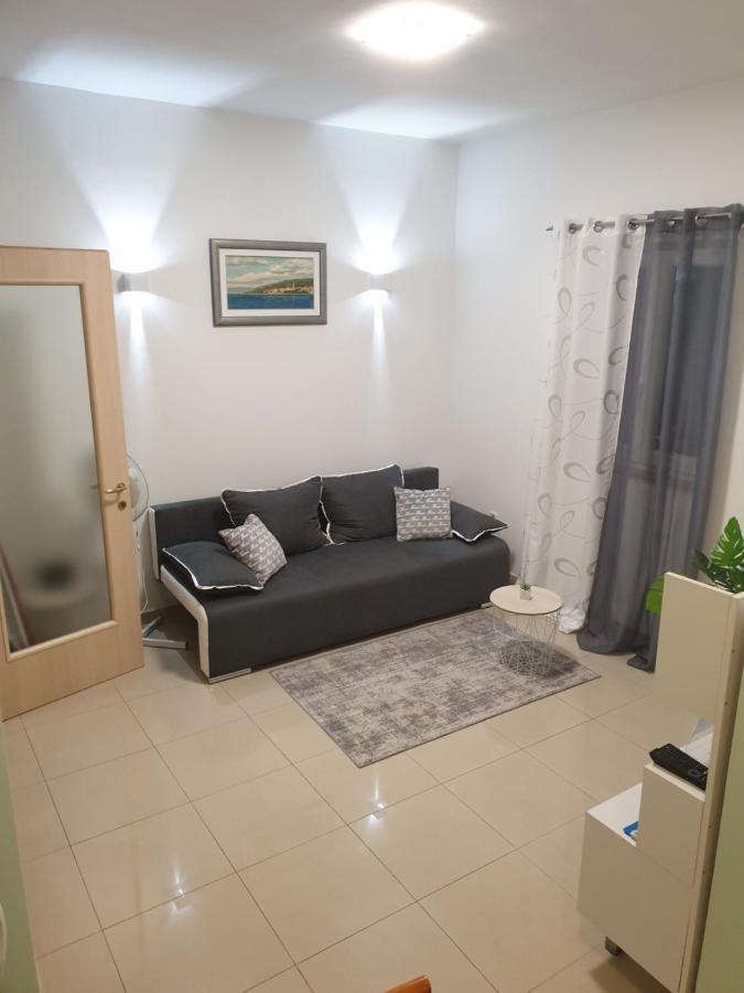 Sophos Apartment Supetar Ngoại thất bức ảnh